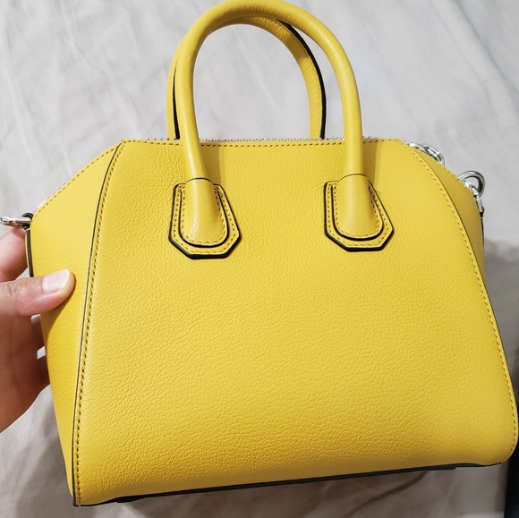 100% Authentic Givenchy Antigona Mini Yellow bag - Picture 5 of 12